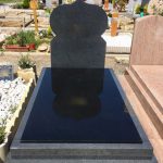 Monument funéraire musulman, cimetière des semoule à Antibes, granit noir Impala et noir fin