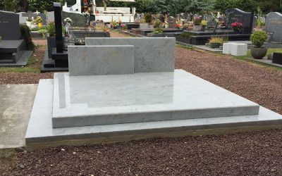 Monument funéraire en marbre au Touquet