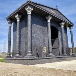 4-mausole-funeraire-sur-mesure